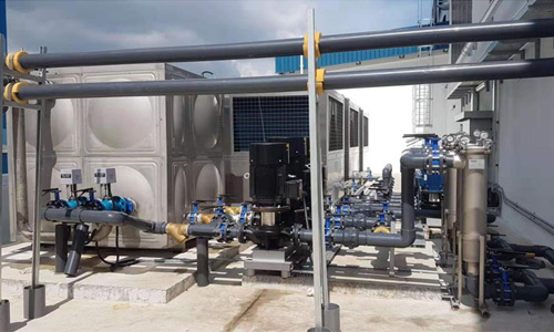 Anti-corrosion industrial chillers
